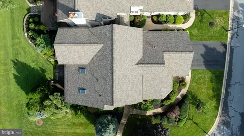 View/Area - 1028 Laureldale Dr, Lititz, PA 17543 photo 3 of 27