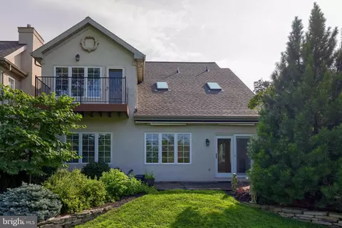 Exterior - 1028 Laureldale Dr, Lititz, PA 17543 photo 8 of 16