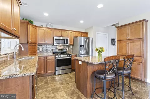 Kitchen - 5263 Oak Leaf Dr, Mount Joy, PA 17552 photo 2 of 2