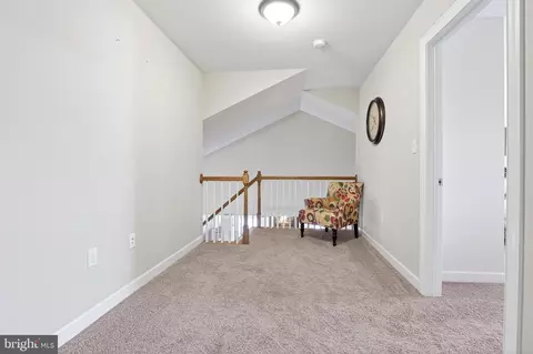 Entry Way - 5263 Oak Leaf Dr, Mount Joy, PA 17552 photo 5 of 5