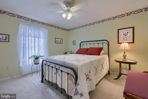 Bedroom - 23 Field Ln, Lititz, PA 17543 photo 4 of 4