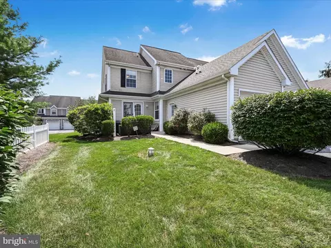 623 Courthouse Cir, Lititz, PA 17543 photo 28