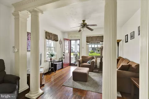 47 W Lincoln Ave, Lititz, PA 17543 photo 6