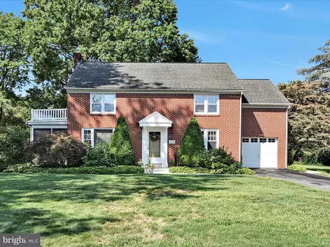1918 Sterling Pl, Lancaster, PA 17601