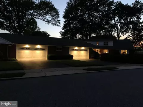 Exterior - 301 S Locust St, Lititz, PA 17543 photo 37 of 38