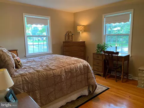 Bedroom - 301 S Locust St, Lititz, PA 17543 photo 2 of 7