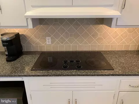 Kitchen - 301 S Locust St, Lititz, PA 17543 photo 9 of 13
