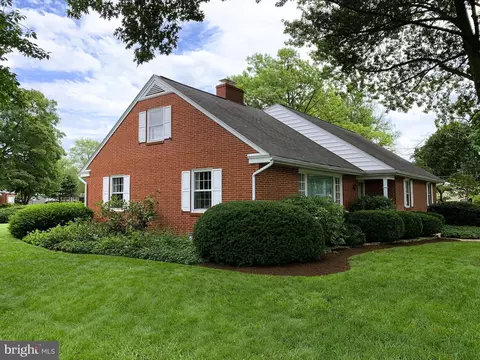 Exterior - 301 S Locust St, Lititz, PA 17543 photo 24 of 38