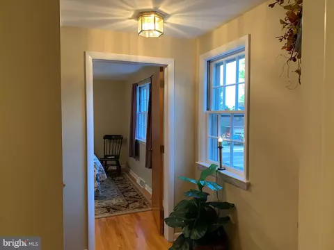 Entry Way - 301 S Locust St, Lititz, PA 17543 photo 5 of 7