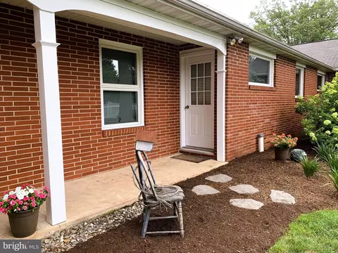 Exterior - 301 S Locust St, Lititz, PA 17543 photo 34 of 38