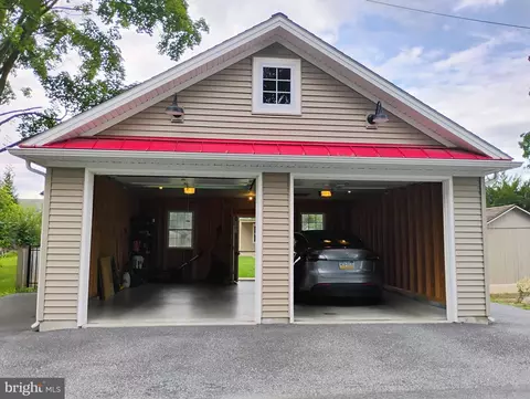 111 E Lincoln Ave, Lititz, PA 17543 photo 17