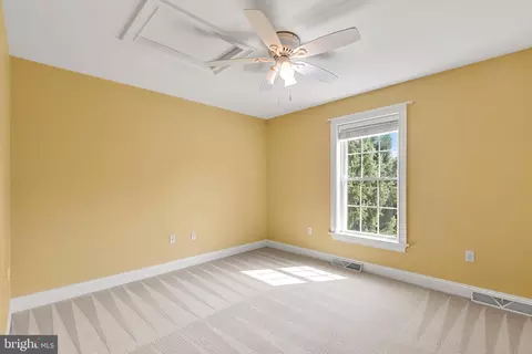 Bedroom - 2717 Kreider Rd, Lititz, PA 17543 photo 3 of 4