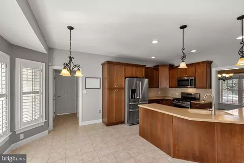 Kitchen - 2717 Kreider Rd, Lititz, PA 17543 photo 1 of 3