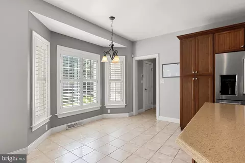 Entry Way - 2717 Kreider Rd, Lititz, PA 17543 photo 3 of 6