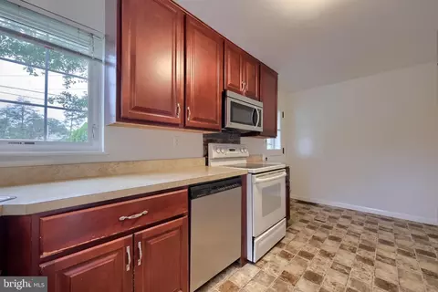 Kitchen - 309 E 2nd Ave, Lititz, PA 17543 photo 2 of 2