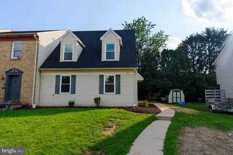 2631 Northfield Dr, East Petersburg, PA 17520