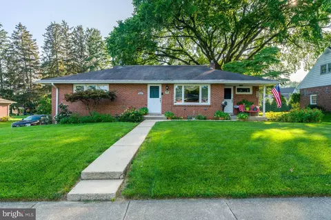 600 Kissel Hill Rd, Lititz, PA 17543