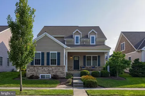 667 Chiswell Pl, Lancaster, PA 17601