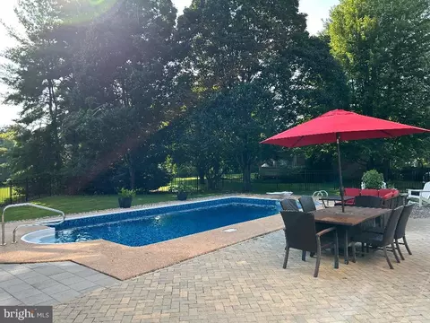 Exterior - 106 Hammersmith Ln, Lititz, PA 17543 photo 8 of 8