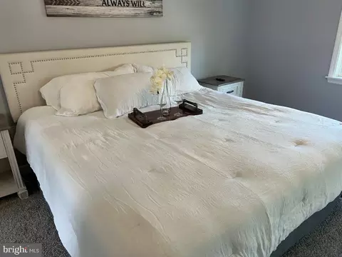 Bedroom - 106 Hammersmith Ln, Lititz, PA 17543 photo 4 of 6