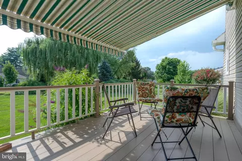 Exterior - 65 Winding Way, Lititz, PA 17543 photo 4 of 5
