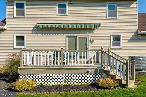 Exterior - 65 Winding Way, Lititz, PA 17543 photo 3 of 5