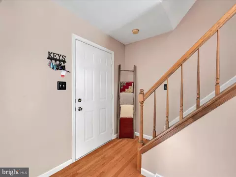 Entry Way - 52 Brookfield Rd, Lititz, PA 17543 photo 1 of 3