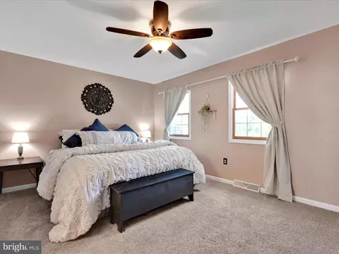 Bedroom - 52 Brookfield Rd, Lititz, PA 17543 photo 1 of 5