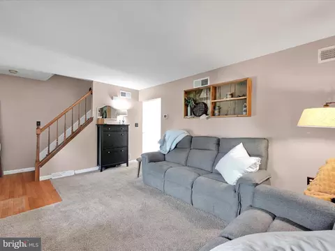Living - 52 Brookfield Rd, Lititz, PA 17543 photo 1 of 1