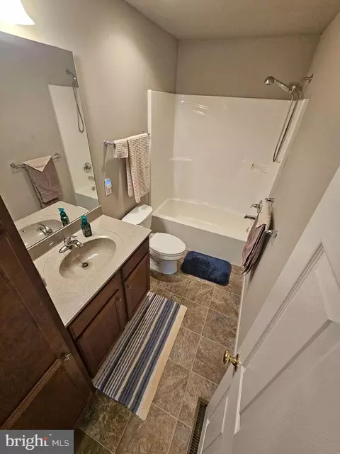 1353 Fieldstone Dr, Mount Joy, PA 17552 photo 12