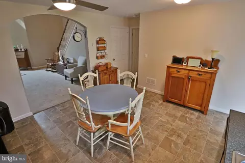 1353 Fieldstone Dr, Mount Joy, PA 17552 photo 17