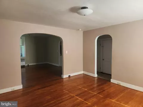 Living - 180 Range Rd, Mount Joy, PA 17552 photo 4 of 4