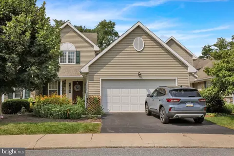 1523 Hickory Run Ct, Elizabethtown, PA 17022