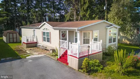 822 Gail Pl, Lancaster, PA 17601