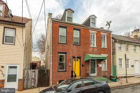 471 High St, Lancaster, PA 17603