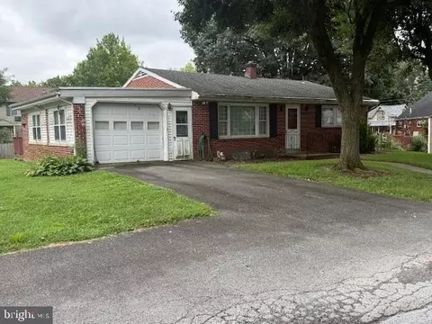 204 N Biddle St, Marietta, PA 17547