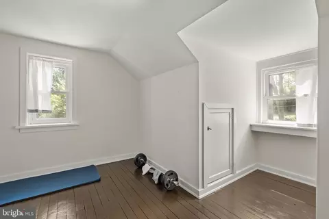 Bedroom - 261 Park Ave, Lititz, PA 17543 photo 7 of 7