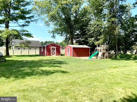 9 Buch Mill Rd, Lititz, PA 17543 photo 6