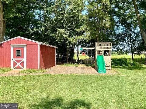 9 Buch Mill Rd, Lititz, PA 17543 photo 10