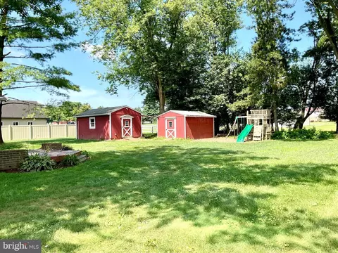 9 Buch Mill Rd, Lititz, PA 17543 photo 5