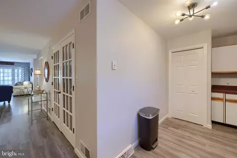 Entry Way - 9 Amberley Way, Lititz, PA 17543 photo 2 of 2