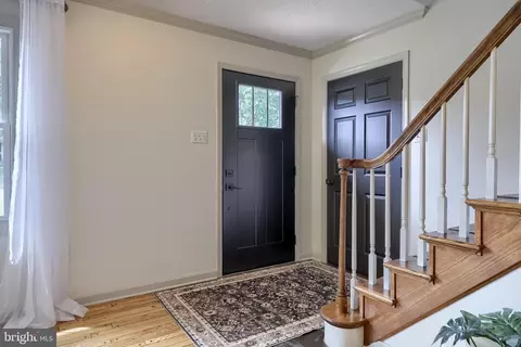 246 Hickory Dr, Lititz, PA 17543 photo 4