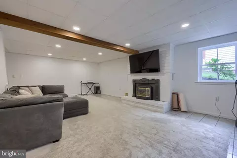 246 Hickory Dr, Lititz, PA 17543 photo 33