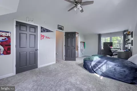246 Hickory Dr, Lititz, PA 17543 photo 44