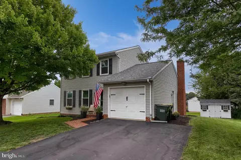 561 Friendship Ave, Lancaster, PA 17601