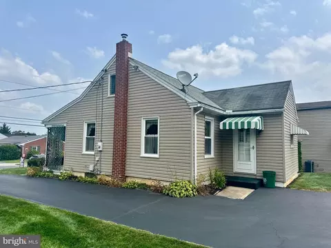 41 43 Plum St, Lititz, PA 17543 photo 4