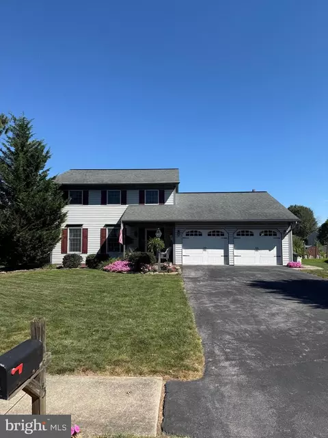 43 Raymond Ct, Elizabethtown, PA 17022