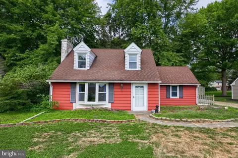 616 Brunnerville Rd, Lititz, PA 17543