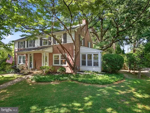 1123 W New St, Lancaster, PA 17603