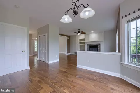421 Wagonwheel Rd, Lititz, PA 17543 photo 11